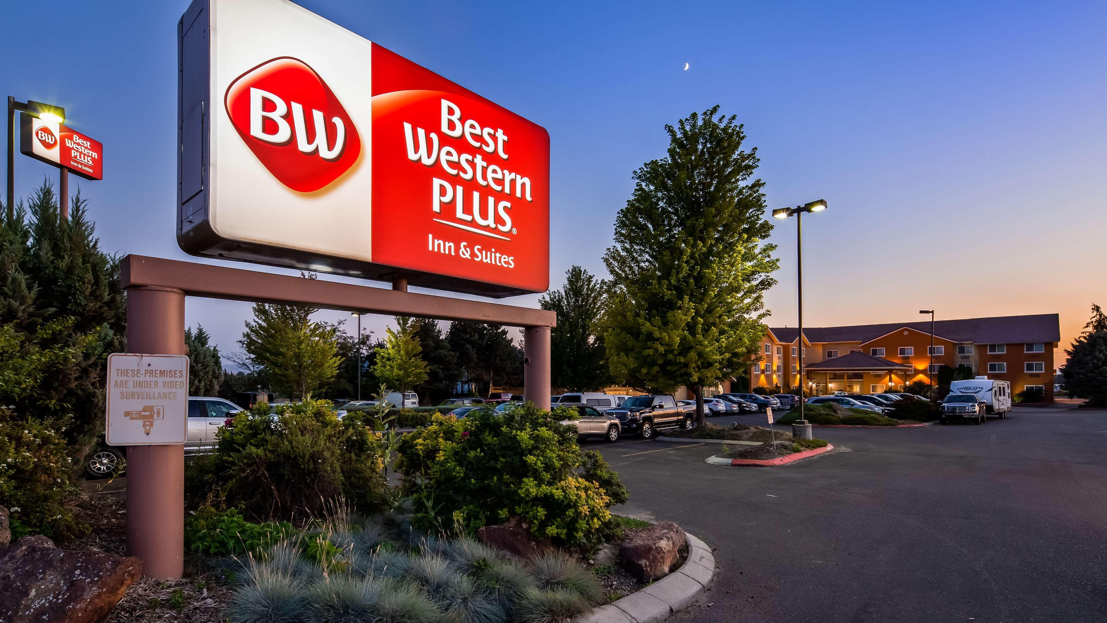 Best Western Plus Caldwell Inn & Suites Exterior foto