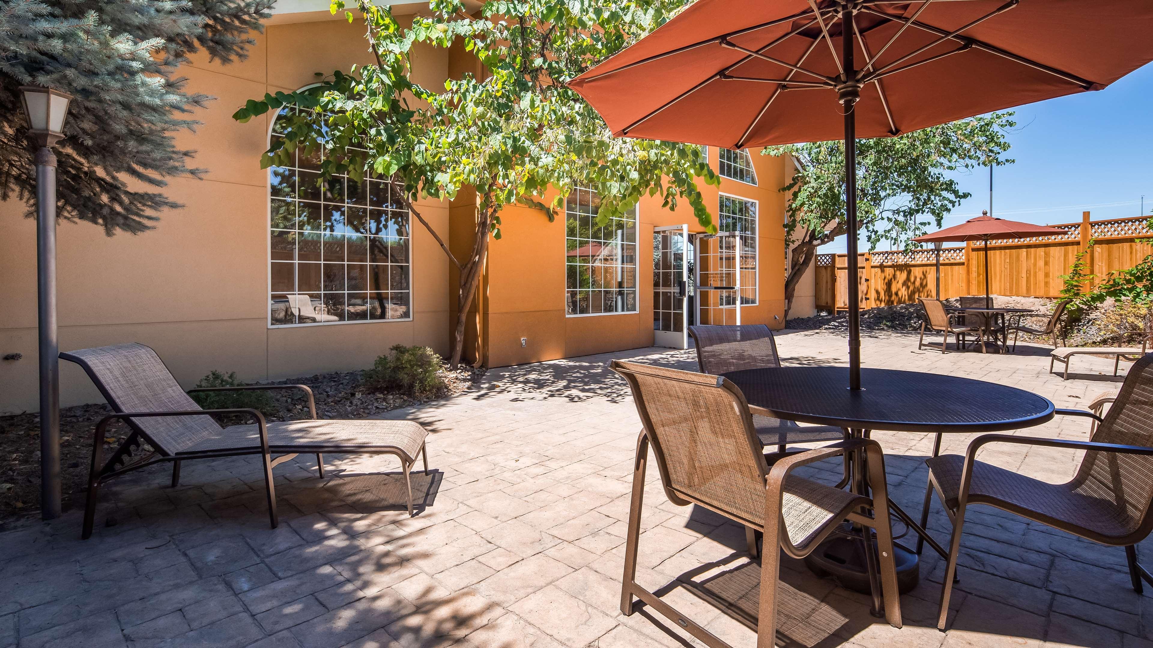 Best Western Plus Caldwell Inn & Suites Exterior foto