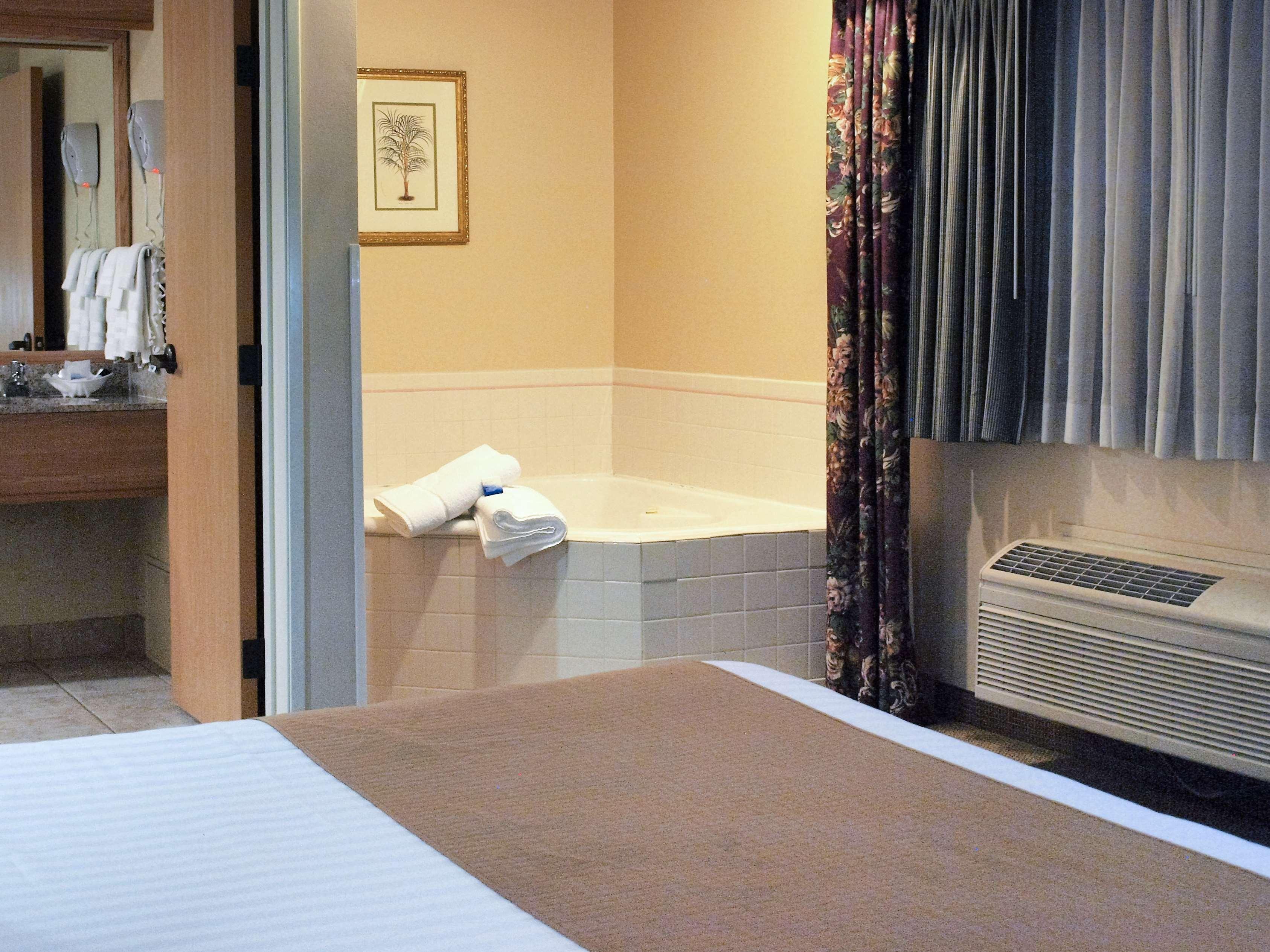 Best Western Plus Caldwell Inn & Suites Exterior foto