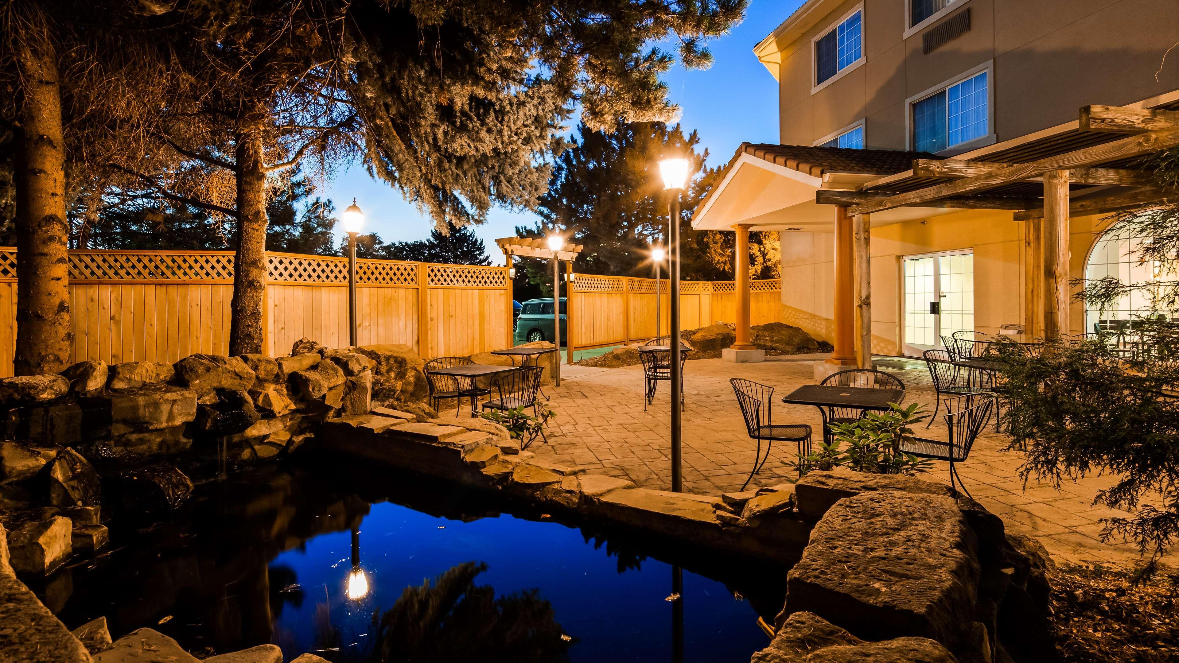 Best Western Plus Caldwell Inn & Suites Exterior foto