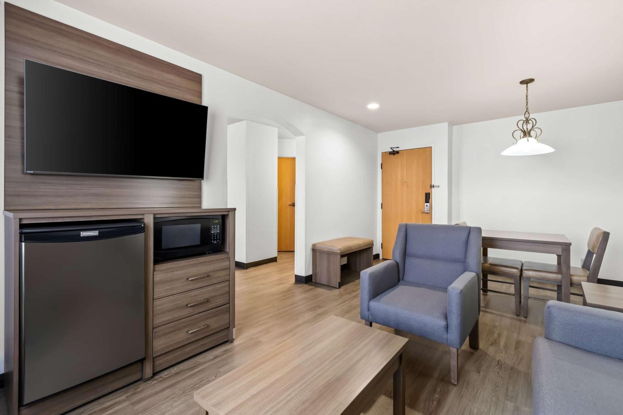 Best Western Plus Caldwell Inn & Suites Exterior foto