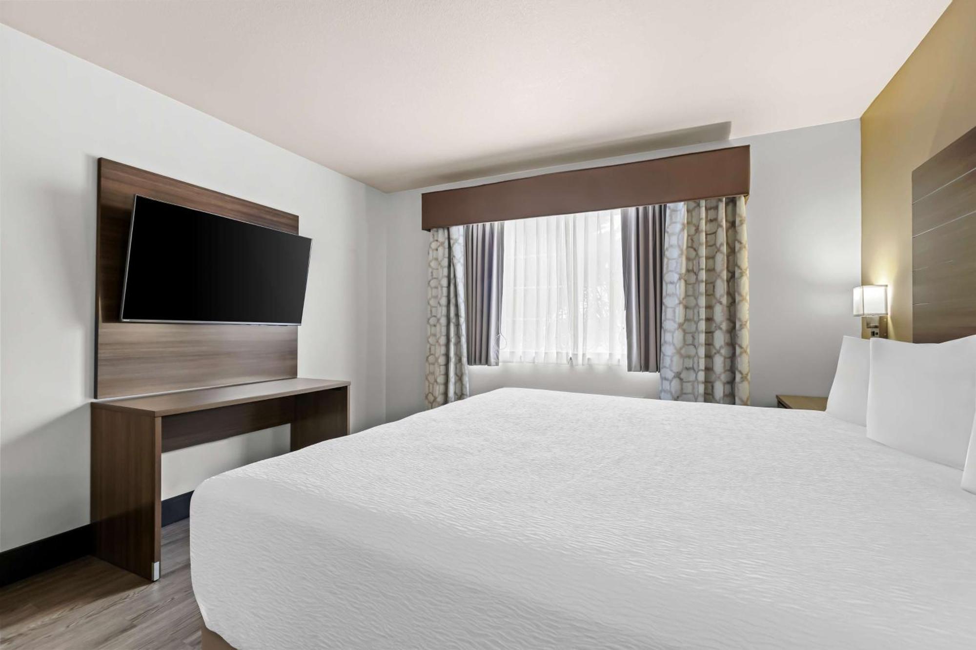 Best Western Plus Caldwell Inn & Suites Exterior foto